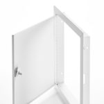 MDS-90- Panneau d'accès à usage universel à sécurité moyenne en acier satiné avec cadre apparent- loquet antivandalisme à tête hexagonale, penture piano 2