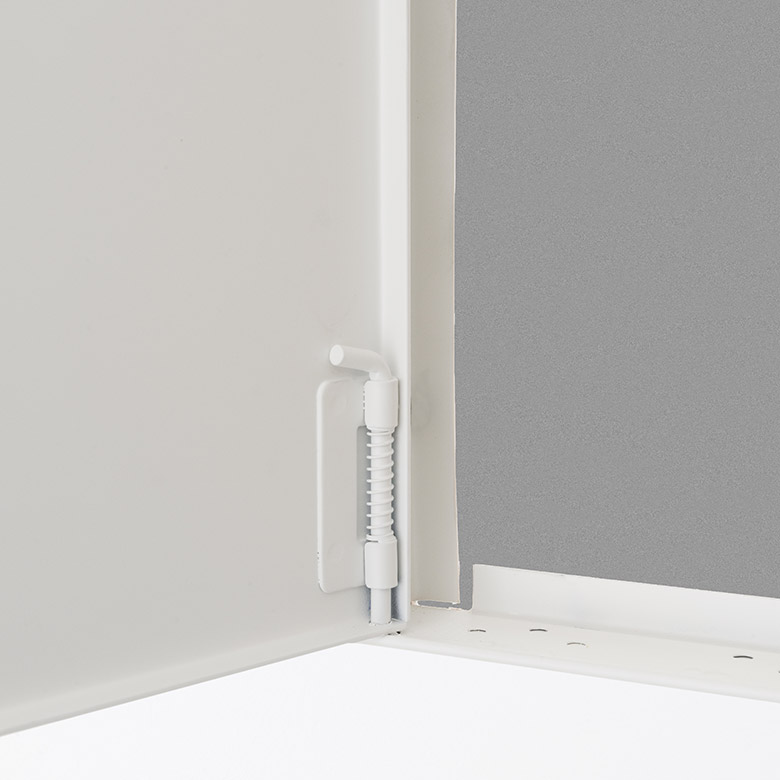 EDG-GYP-00- Flush Removable Access Door with Drywall Bead Flange. Concealed push latch. Spring and pin type hinge.